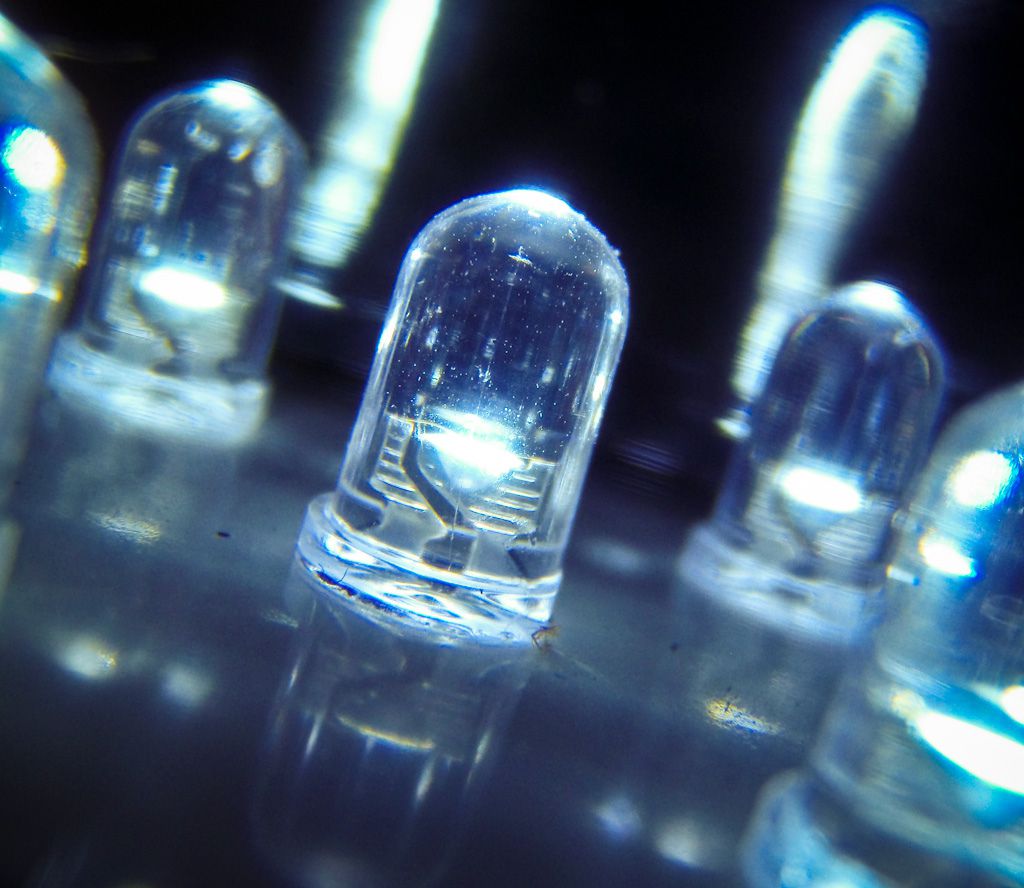 Li-Fi : l’Internet haut débit par la lumière arrive en 2016